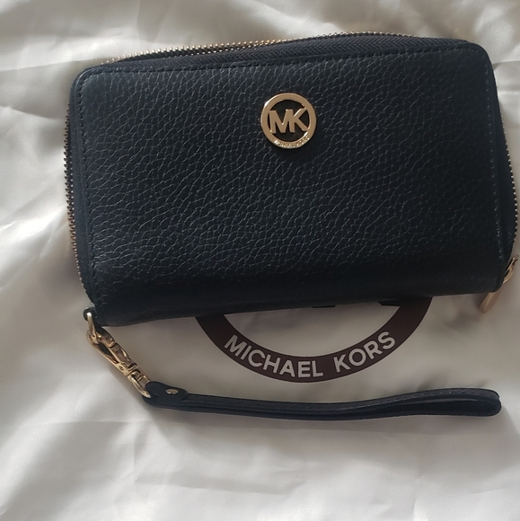 💫MICHAEL KORS: Fulton Large Multifunctional Phone Case, Wristlet / Wallet - Picture 2 of 6